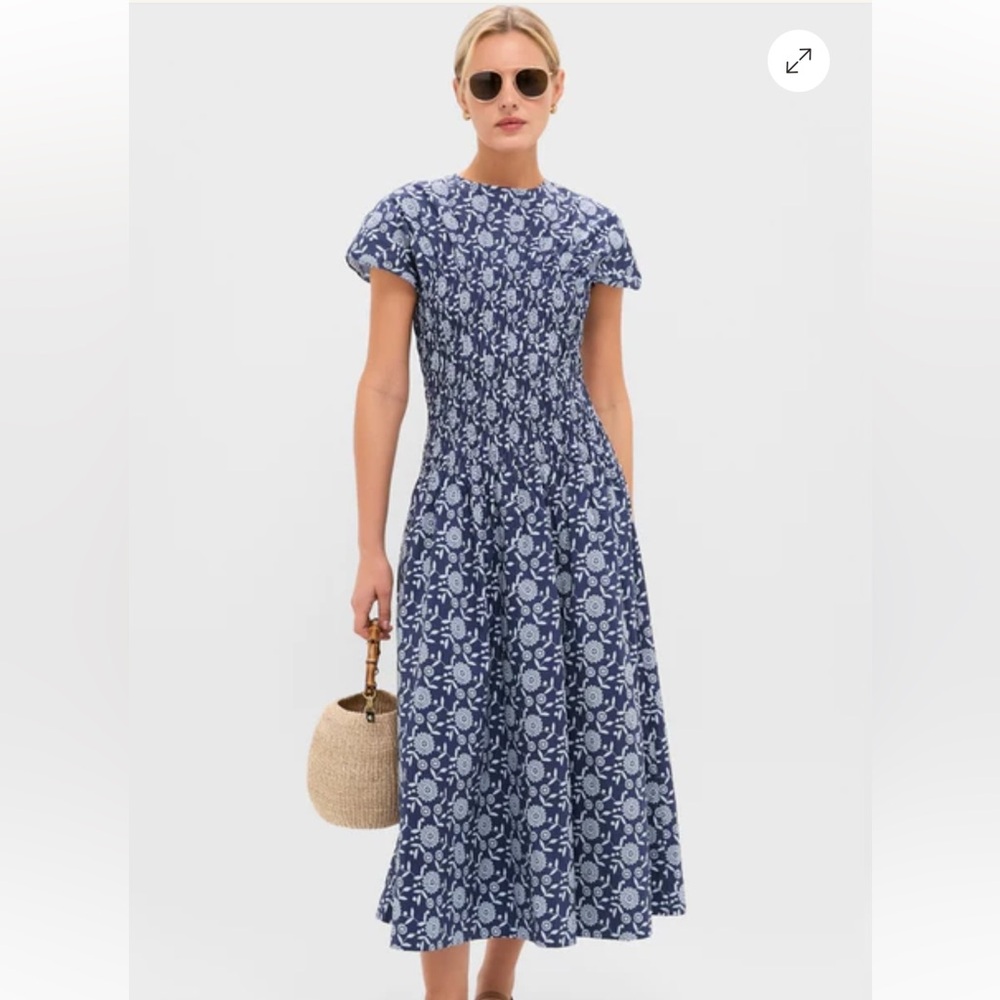 TUCKERNUCK HYACINTH HOUSE Blue Floral Smocked Rollins Midi Dress SZ XL